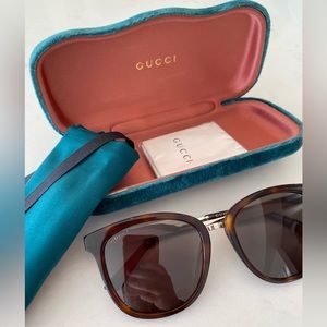 Gucci Havana Cat Eye sunglasses